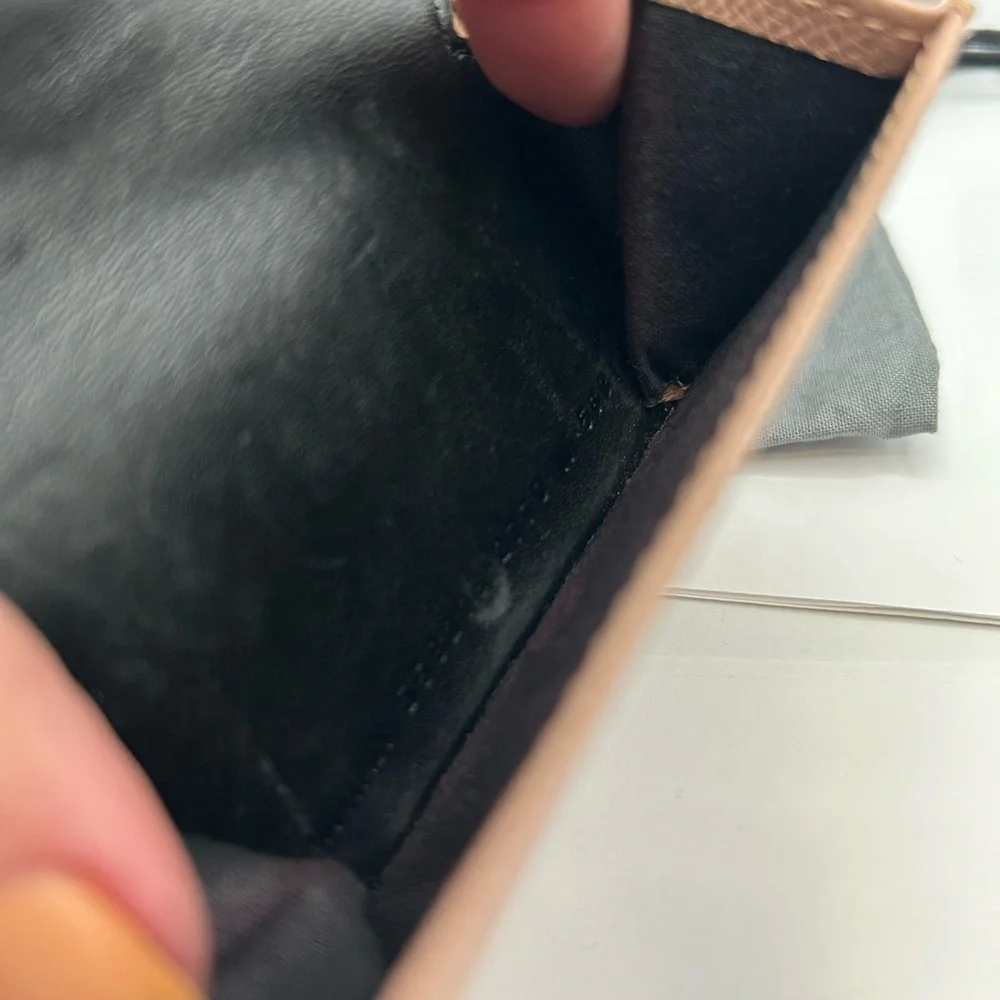 Authentic Balenciaga trifold wallet - Picture 12 of 15